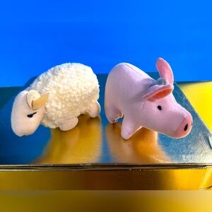 BABE The Movie Vintage 1995 McDonalds Toy Babe The Pink Pig & MAA The Sheep
